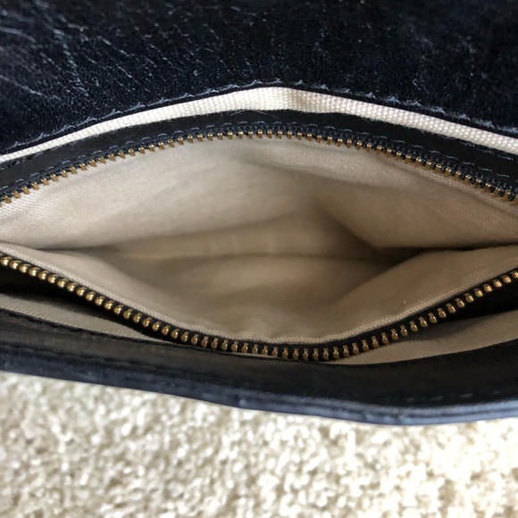 Tory Burch Crossbody - Picture 5 of 7